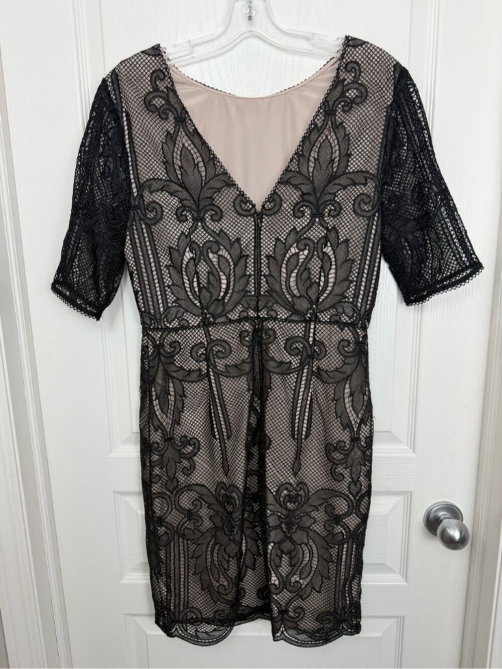 REISS Zola Lace Sheath Dress Size 8 Black Cream Neutral - Picture 6 of 13
